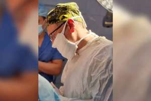 «Небәрі төрт нейрохирург болдық»: Бас нейрохирург Ермек Ибраев елорда медицинасының қалыптасу жолы туралы айтты