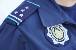 Елордалық полицейлер жатақханада шыққан өрттен тұрғындарды құтқарды