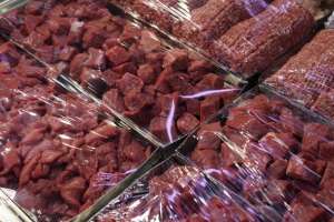Астана базарында заңсыз ет сатқандар анықталды