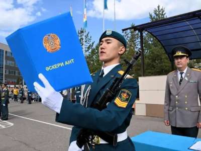 Астанада әскери колледжде әскери ант беру рәсімі өтті