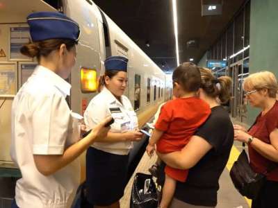 Жазда 7 млн-нан астам жолаушы теміржол көлігімен тасымалданады