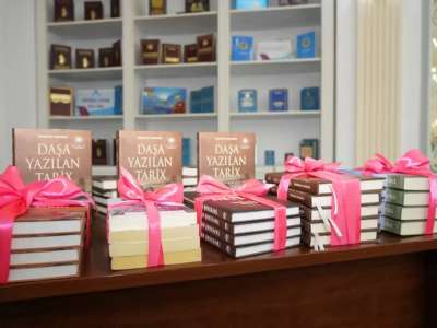 Астанада Дархан Қыдырәлінің жаңа тарихи кітаптарының таныстырылымы өтті