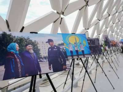 Полиция қызметкерлерінің жұмысы фотокөрме арқылы көрсетілді