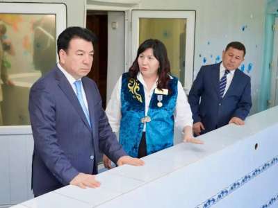 Ғани Бейсембаев Семейдегі балабақшалардың жұмысымен танысты