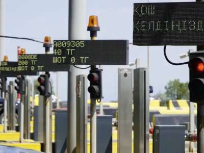 Елімізде төрт мың шақырымнан астам ақылы  республикалық автожолдар желісі бар