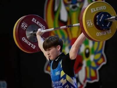 Қазақстандық ауыр атлет әлем чемпионатында алтын медаль жеңіп алды