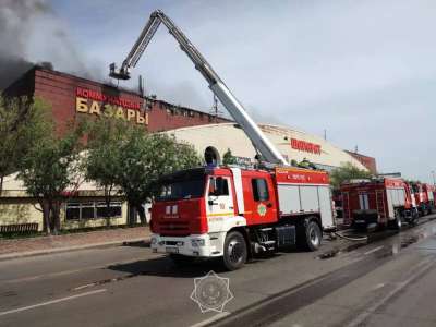 Елордадағы «Шапағат» базары аумағында өрт шықты