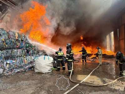 Елордада ірі қойма өртенді