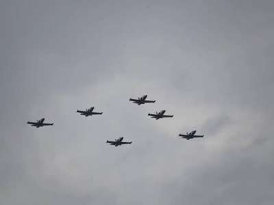 Жеңістің 80 жылдығы: Қарағандыда әскери авиация жаттығулары өтіп жатыр