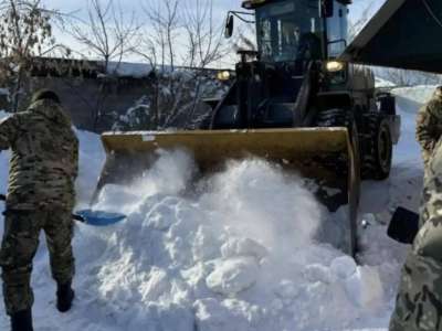 Елордада қарттардың ауласын тазарту акциясы өтті