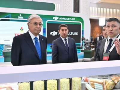 Президент ауыл шаруашылығындағы цифрлық шешімдер көрмесін аралады