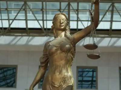 Әйеліне темір қалақ лақтырған күйеуіне сот үкімі шықты