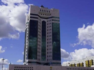 Отандық кәсіпорындардан 2,3 трлн теңгеге өнім сатып алуға кепілдік беретін офтейк-келісімшарттар жасалды