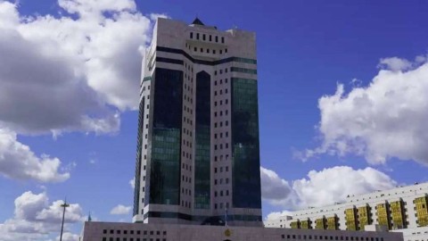 Отандық кәсіпорындардан 2,3 трлн теңгеге өнім сатып алуға кепілдік беретін офтейк-келісімшарттар жасалды