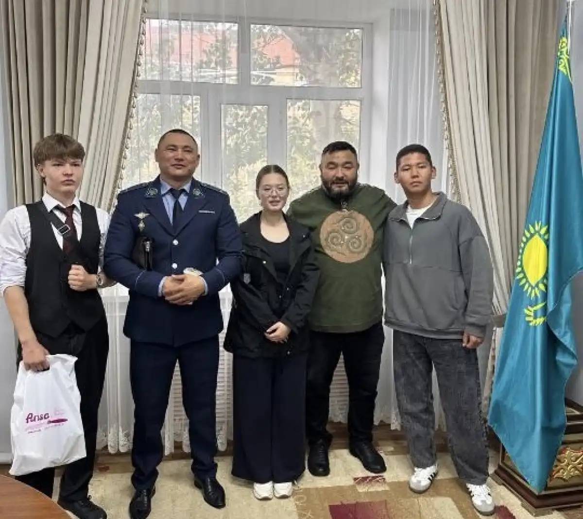 «Заң және тәртіп»: елорда студенттеріне есірткінің зияны туралы дәріс оқылды