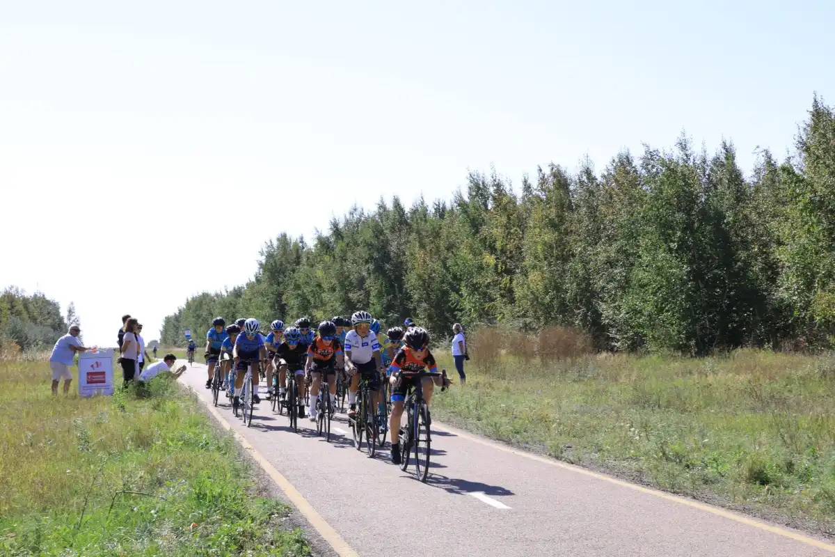 Астанада жасөспірімдер арасында велоспорттан ашық чемпионат өтті