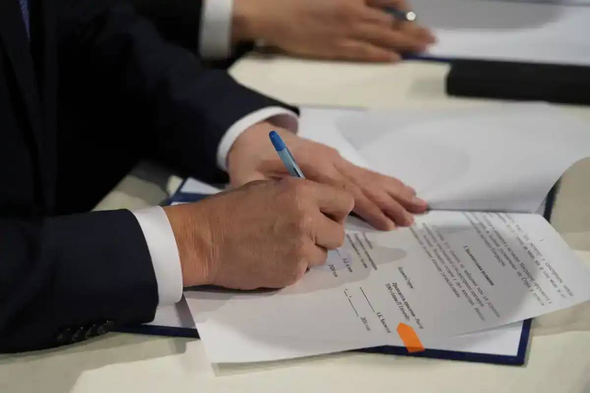 Қазақстанда екі жерде жұмыс істеу заңсыз ба