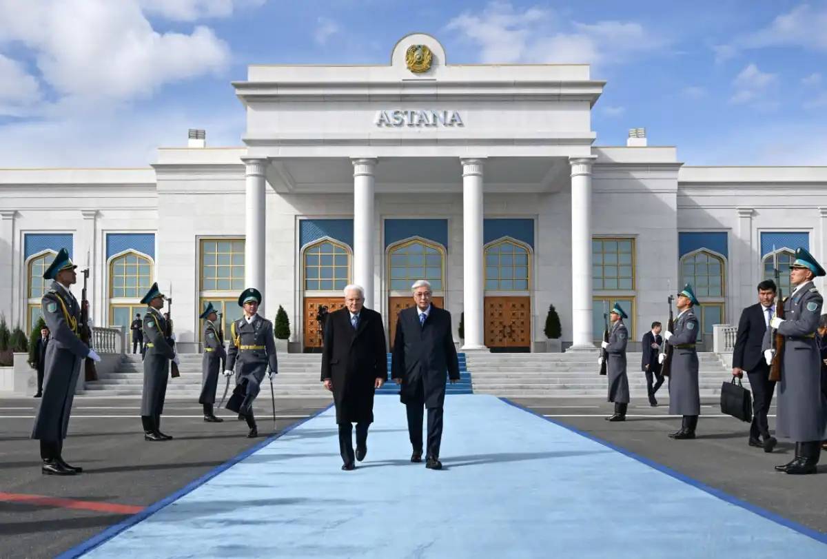 Тоқаев Италия Президентін елорда әуежайынан шығарып салды