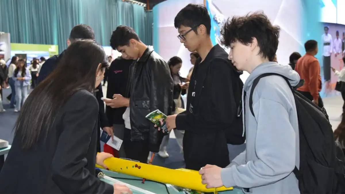 Президенттің «Таза Қазақстан» бастамасына 240 мыңнан астам студент қатысты