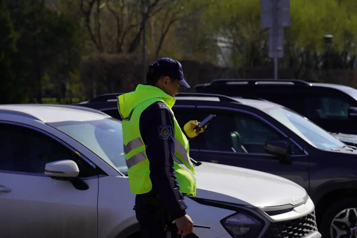 Шымкентте алимент төлемеген жеті адамның көлігі тәркіленді