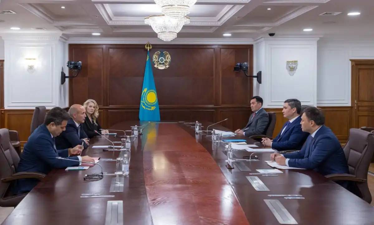 Үкіметте мұнай-газ жобаларын жүзеге асыру мәселесі талқыланды