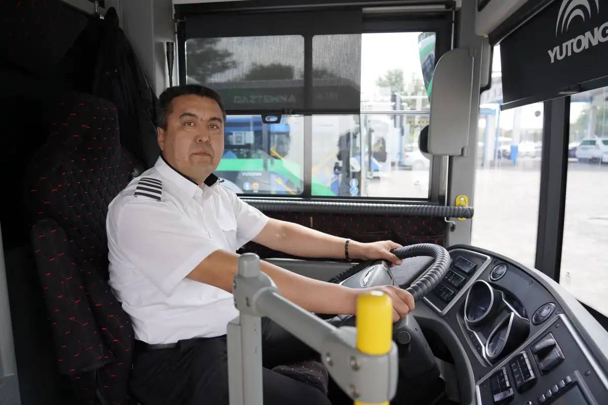 «15 жылдан бері автобус жүргіземін»: елордалық көлік маманымен сұхбат