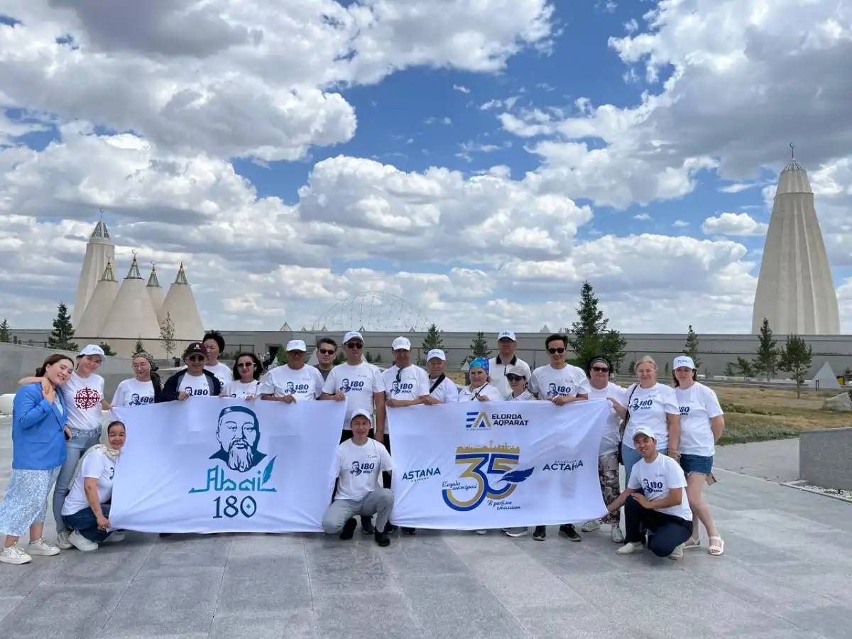 «Абай жүрген жолдармен»: «Елорда Ақпарат» ұжымы ұлылар еліне саяхаттады