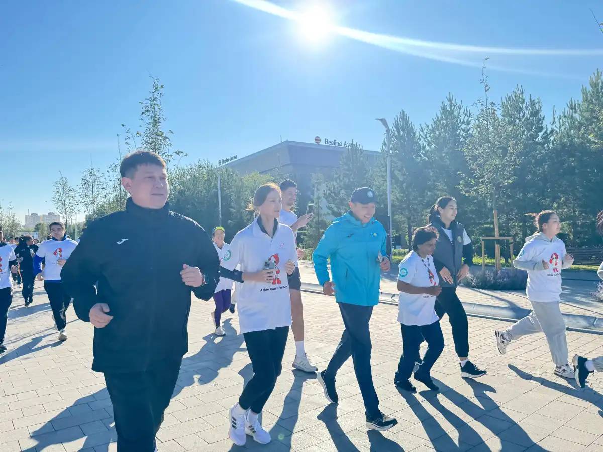 Астанада XX жазғы Азия ойындарына арналған жүгіріске 100-ден астам адам қатысты