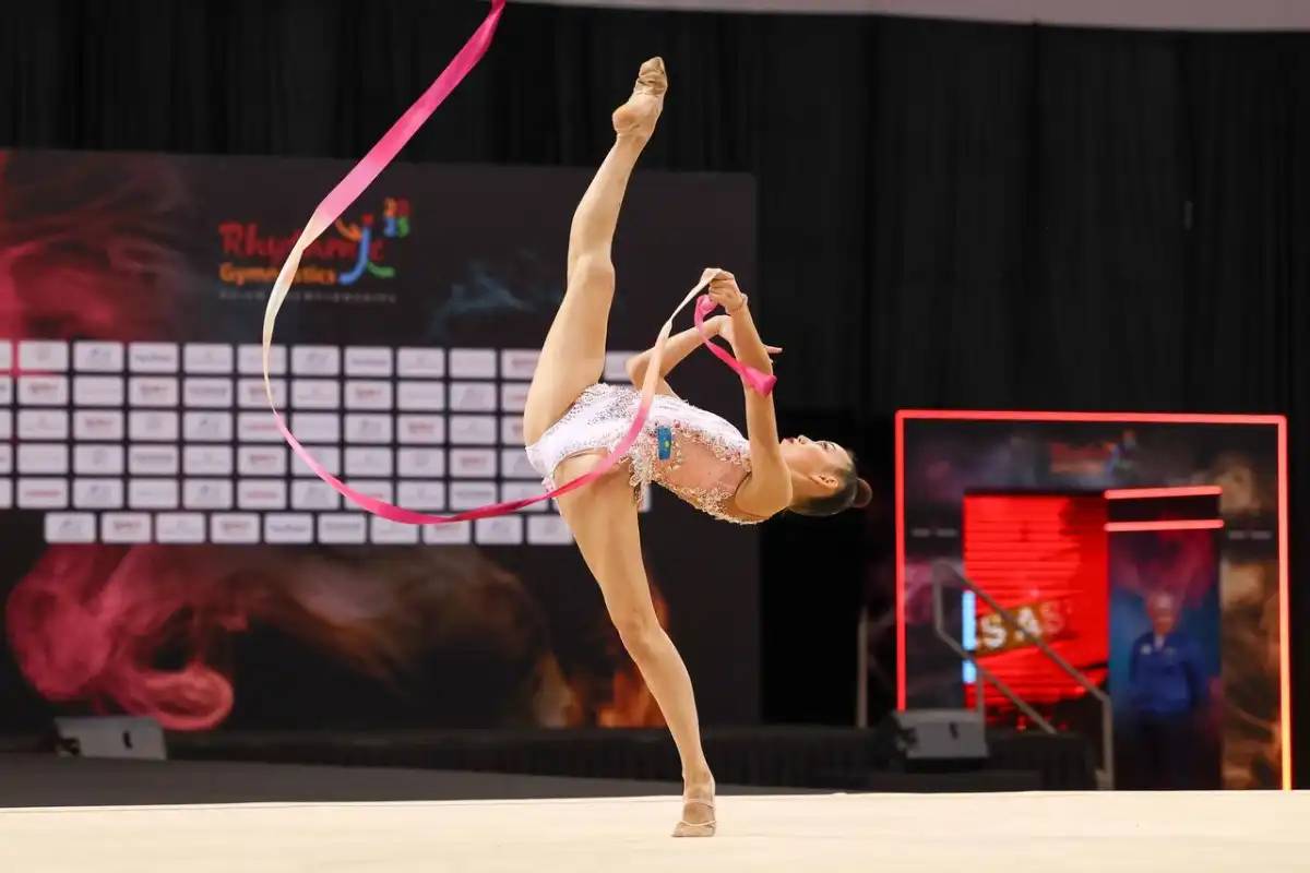 Көркем гимнастика: Астана спортшылары Қазақстан чемпионатында топ жарды