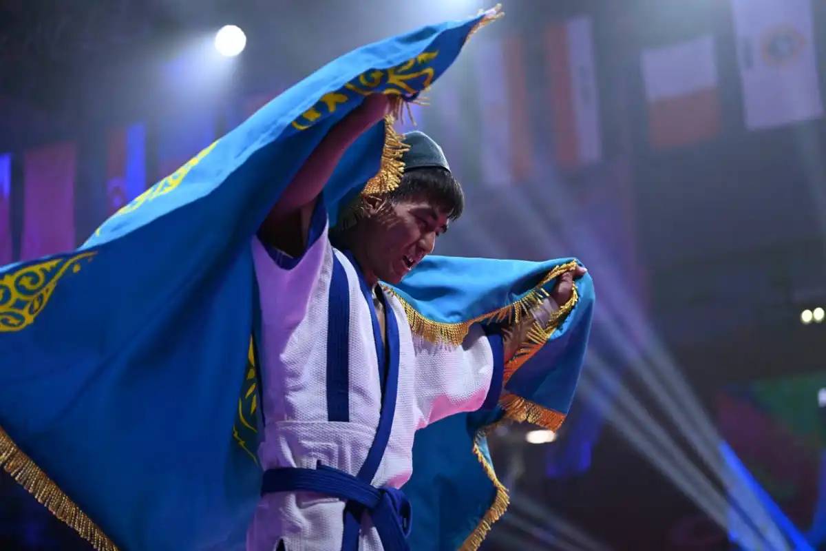 Қазақ күресінен әскерилер арасындағы алғашқы әлем чемпионатында Қазақстан құрамасы үздік шықты