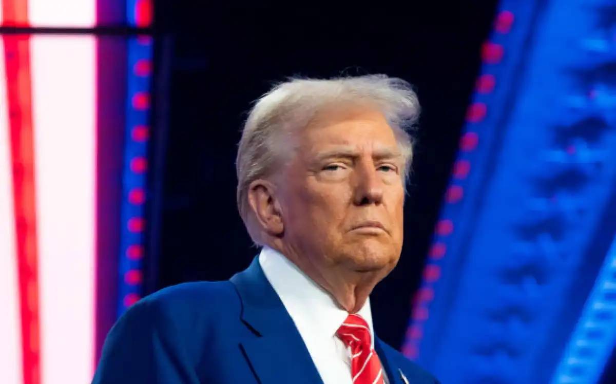 АҚШ-та Трампқа импичмент жариялау ұсынылды