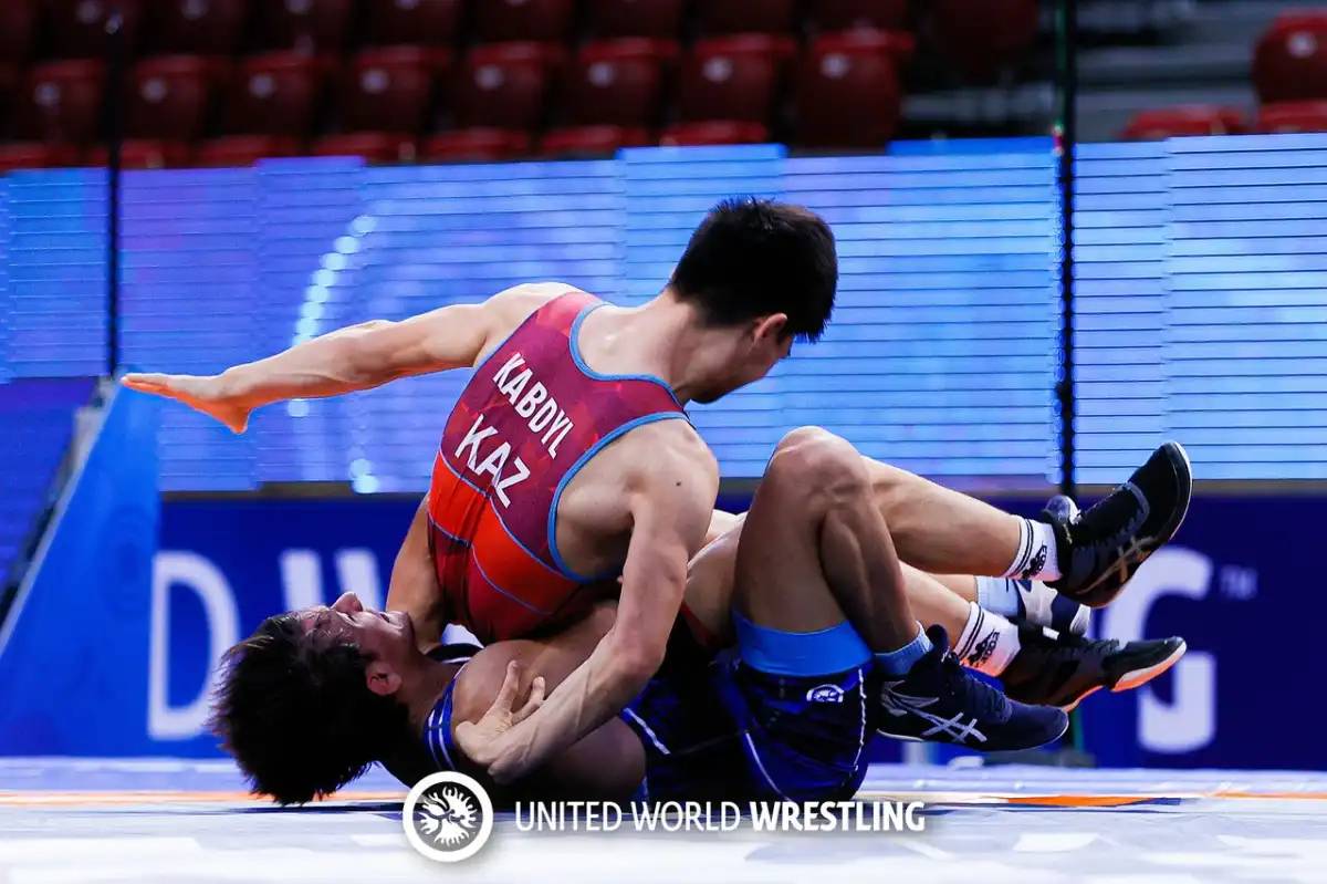Грек-рим күресінен жастар арасындағы әлем чемпионатына кімдер қатысады