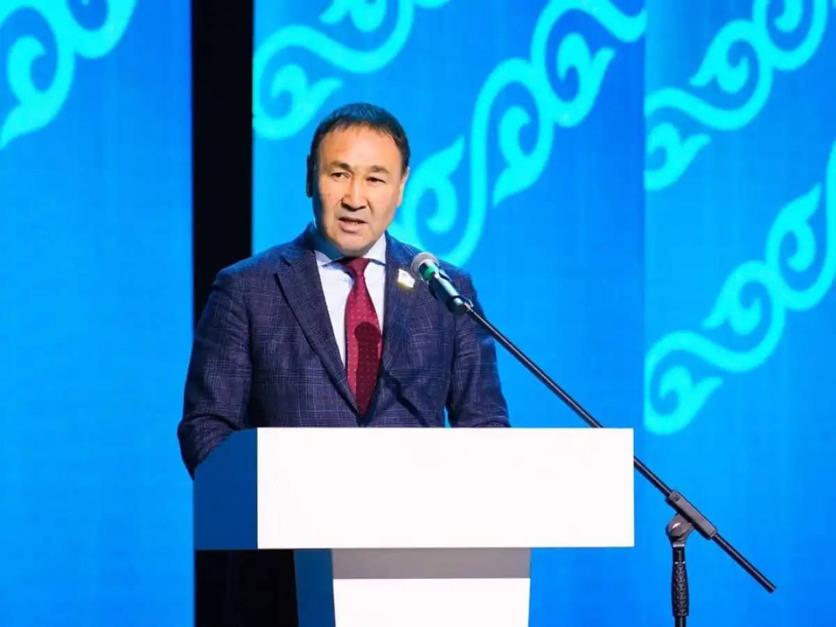 Табиғат Зейнұлқабден су шаруашылығы қызметкерлерін кәсіби мерекесімен құттықтады