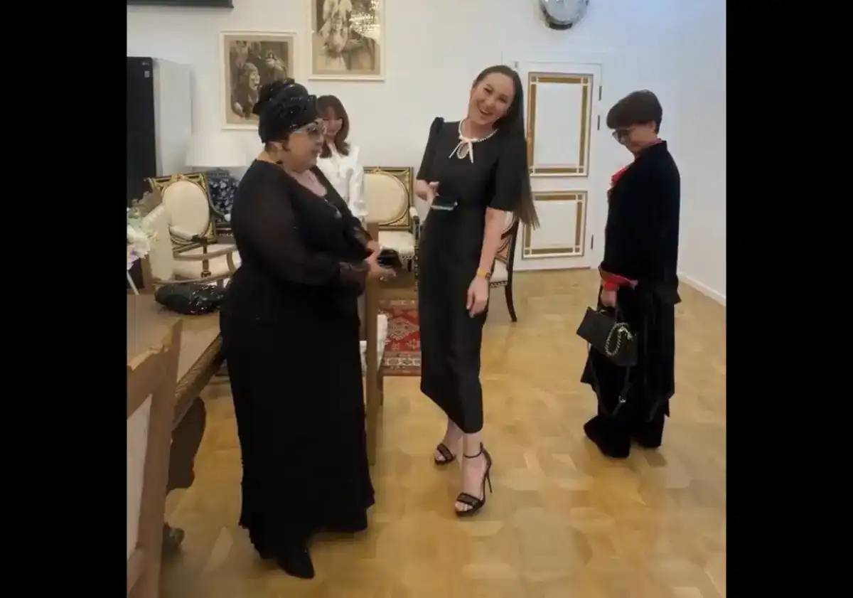 «Туфлиіңді шеш»: Мақпал Жүнісова Гүлнұр Оразымбетоваға ескерту жасады