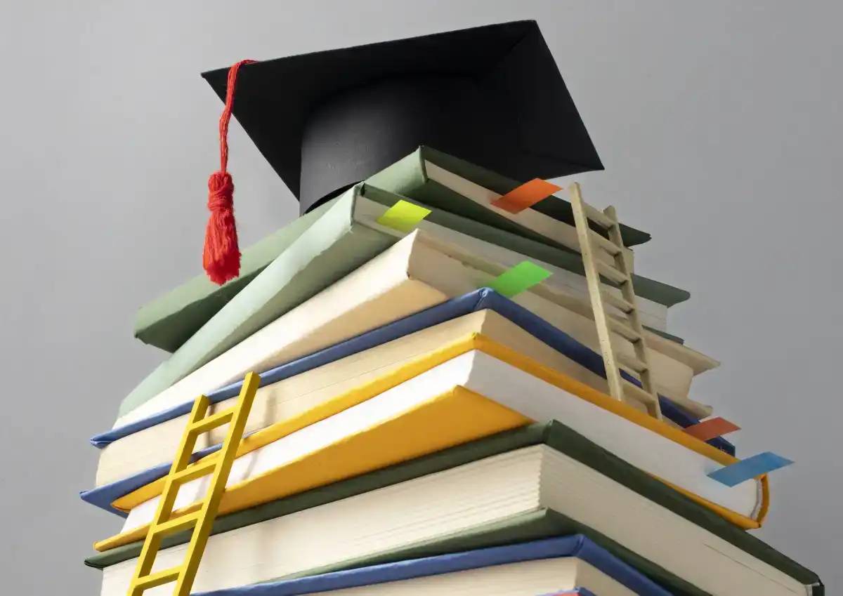 Әкімдіктер талапкерлерге 2 мыңға жуық грант бөлді