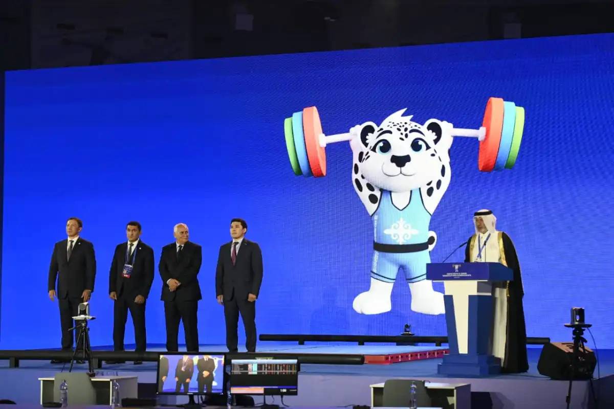 Елордада ауыр атлетикадан жастар мен жасөспірімдер арасындағы Азия чемпионатының ашылуы өтті