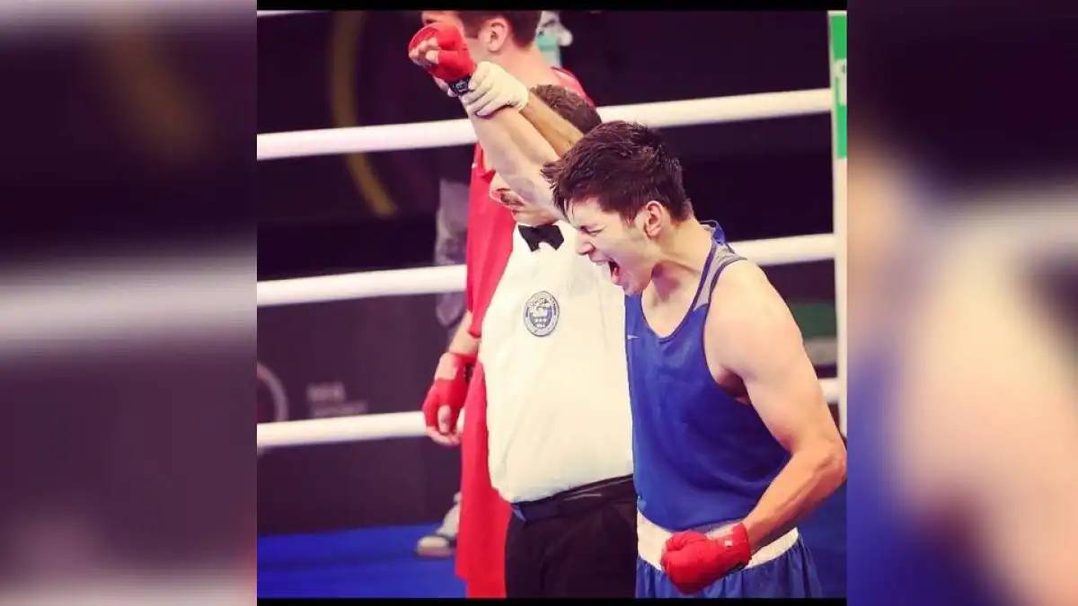 World Boxing: Нұрбек Оралбай жекпе-жексіз жартылай финалға өтті