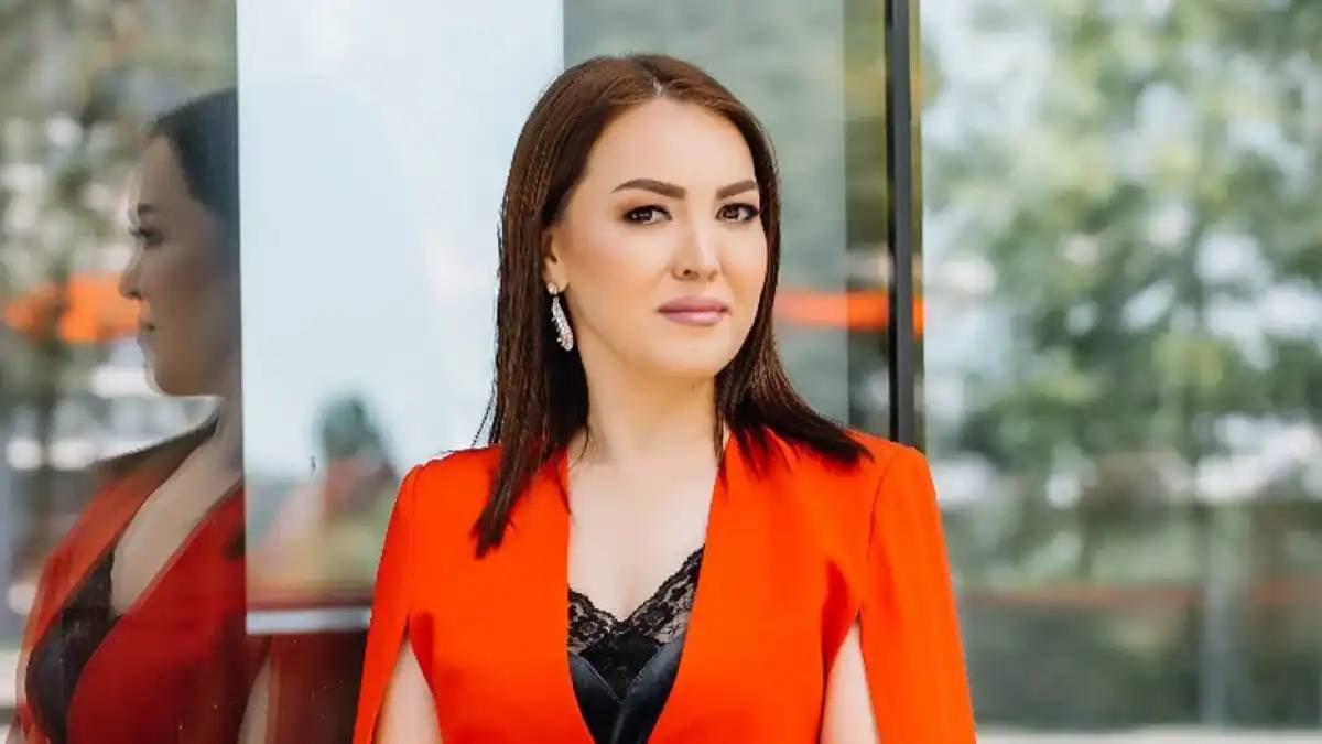 «Жүре алмай, қоштасып келдім»: Жұлдызай Дүйсенбиева сырқаттанып қалды