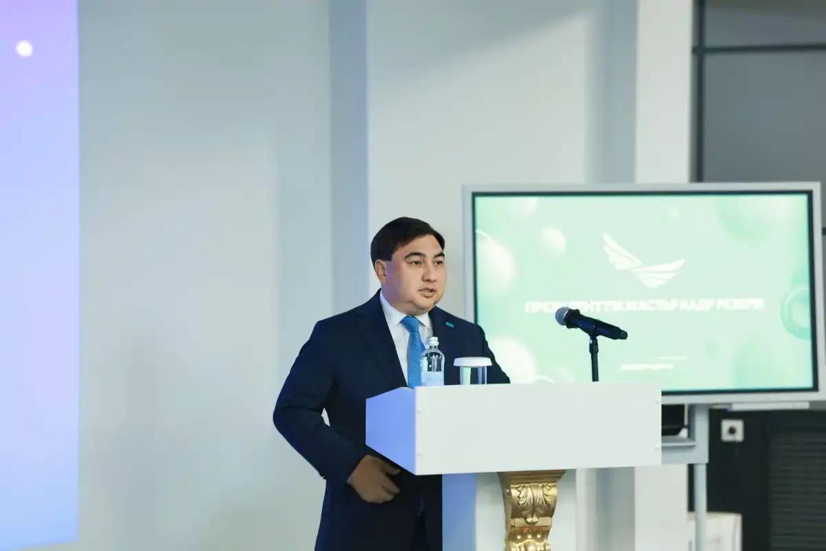 Президенттік жастар кадр резервіне кезекті іріктеу талаптары мен кезеңдері жарияланды