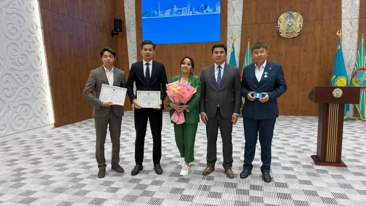 Астана қаласы әкімдігі «Elorda Aqparat» өкілдерін БАҚ күніне орай  марапаттады