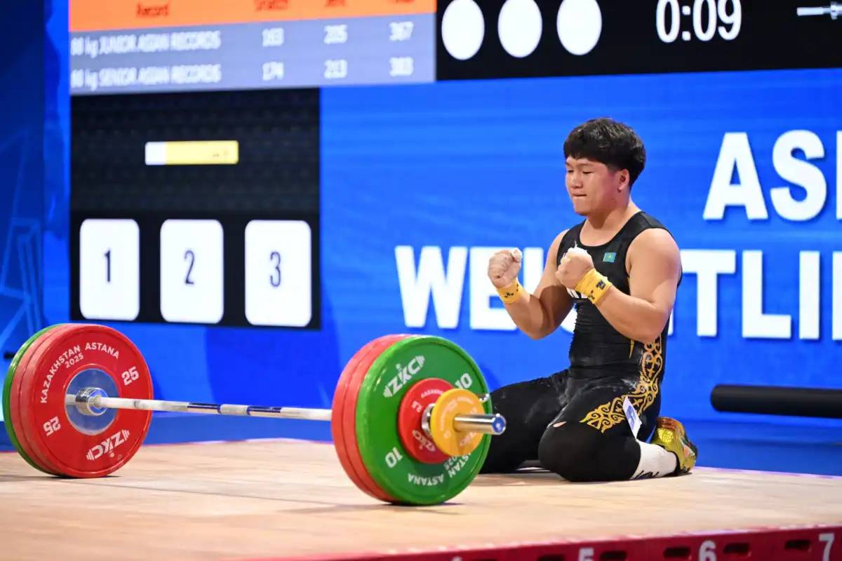 Ерасыл Сәулебеков Азия чемпионатында алтын медаль жеңіп алды