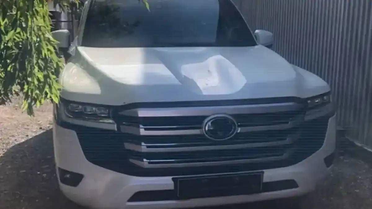 Қостанайда қымбат көлікті айдап кеткен күдіктілер ұсталды