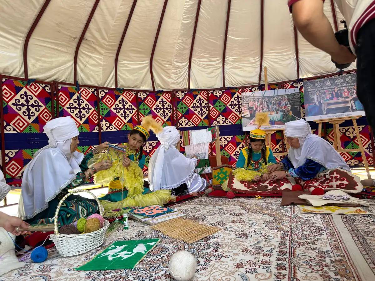 Ұлттық мұра мен заманауи білім үндестігі: Астанада ерекше этнолагерь жұмыс істеп жатыр