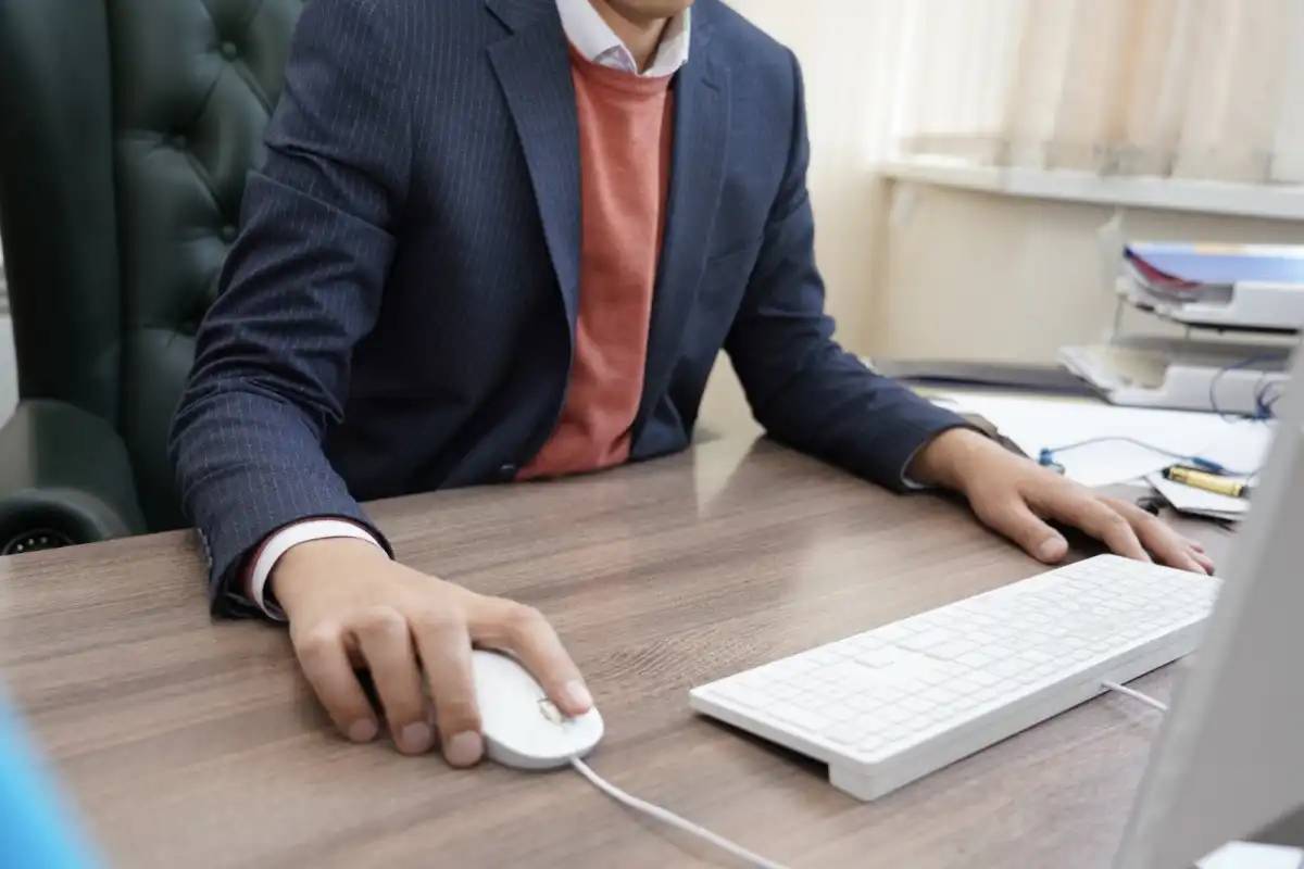 Еңбек инспекторлары 11 мыңнан астам жұмыскердің құқығын қорғады