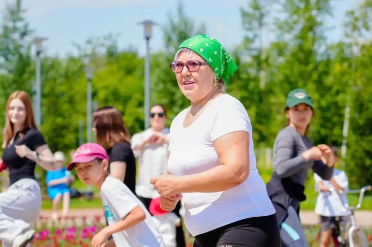 Елордалық  саябақта жаз бойы ашық аспан астында жаттығулар өтеді