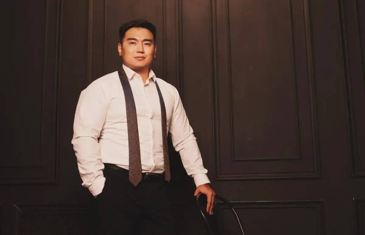 «Әке балаға сезімін айтып үйренуі керек»: психолог кеңесі