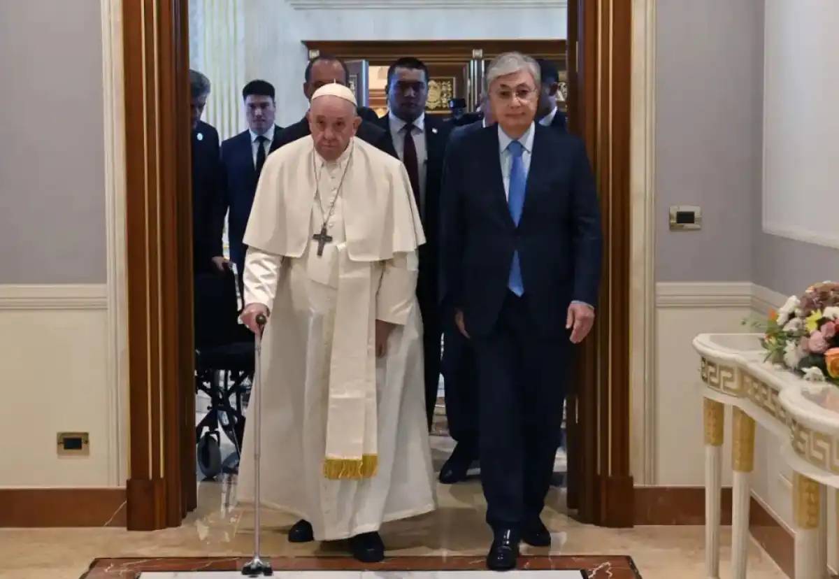 Президент Рим Папасы Францисктің қайтыс болуына байланысты көңіл айтты