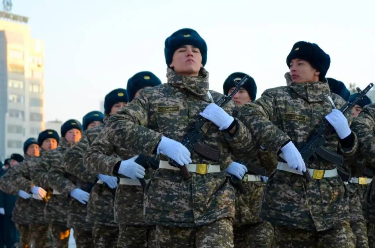 Биыл 42 мыңнан астам азамат әскерге шақыртылады