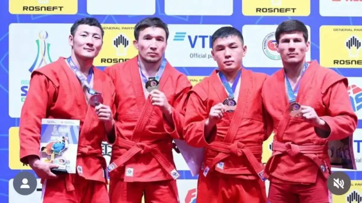 Қазақстандық самбошылар Азия чемпионатында 8 алтын жеңіп алды
