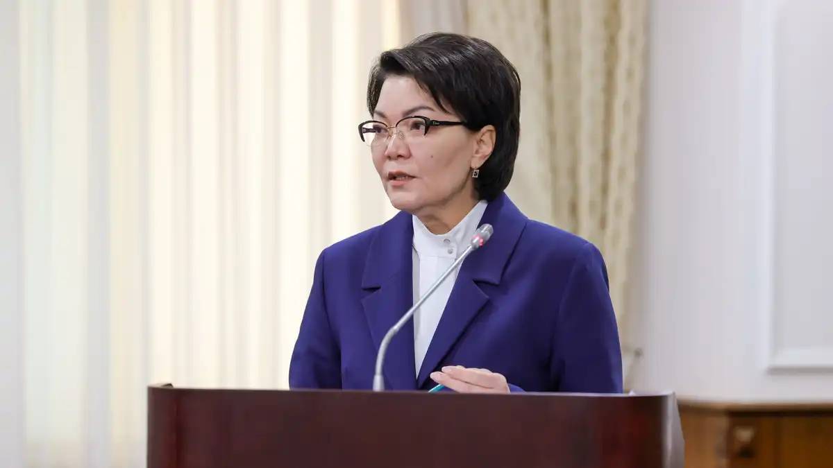 Астанадағы автобус апаты:  Светлана Жақыпова қызға көрсетілетін көмек туралы айтты